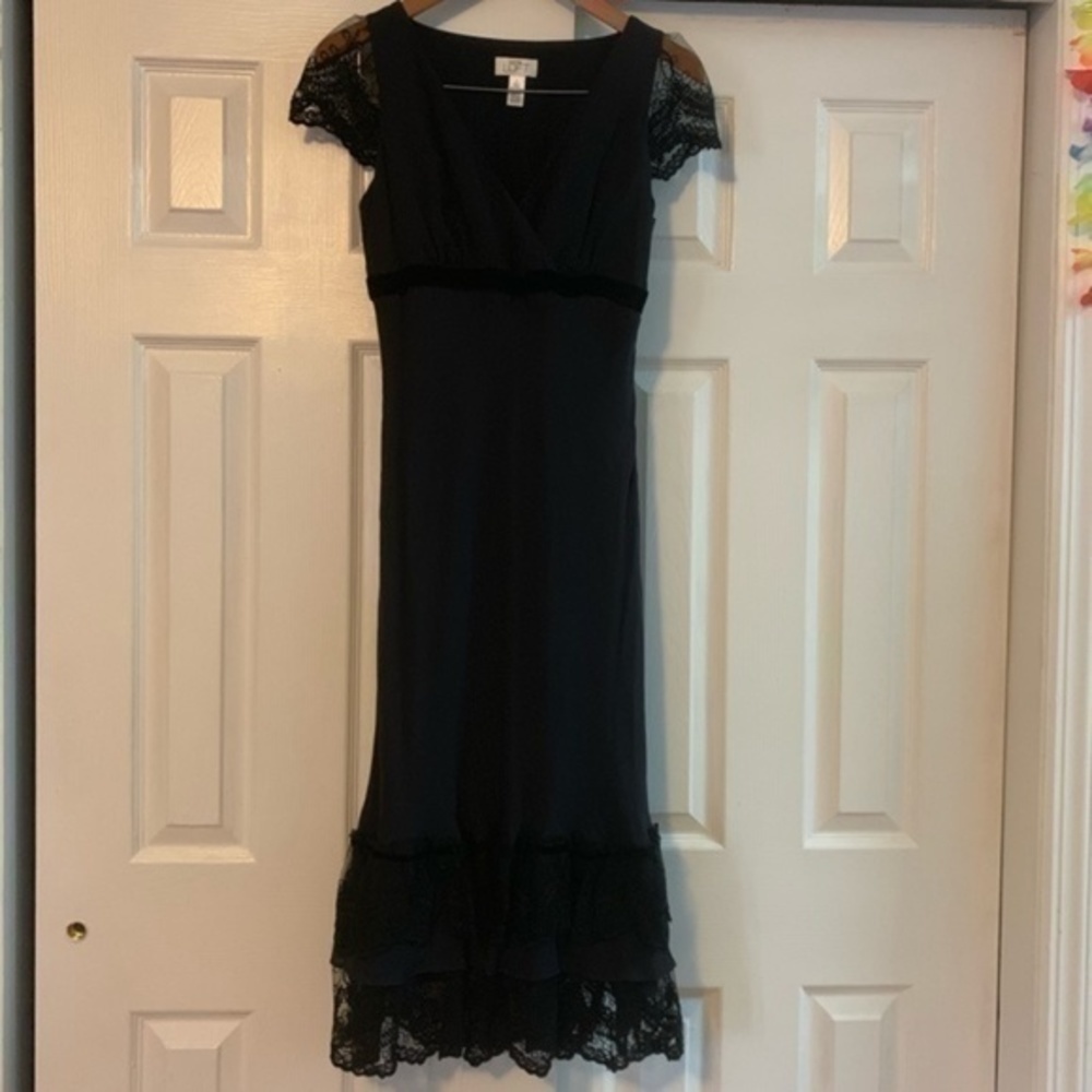 Ann Taylor LOFT Black Semi Lace Dress Size 4 Petite